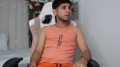 Snapshot of samir_bear chatting on 01/25/25, 12:26 Samir online show from 01/25/25, 12:26