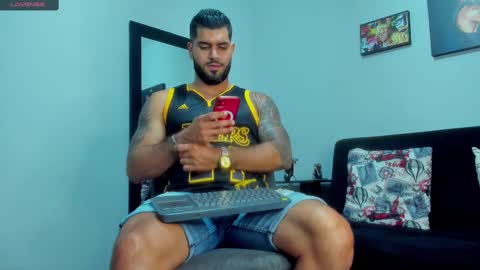 samir_hazard online show from 03/08/25, 02:55