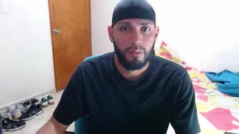 samir_music_ online show from 10/16/25, 03:29