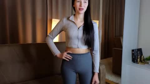 Mila online show from 11/23/25, 06:46