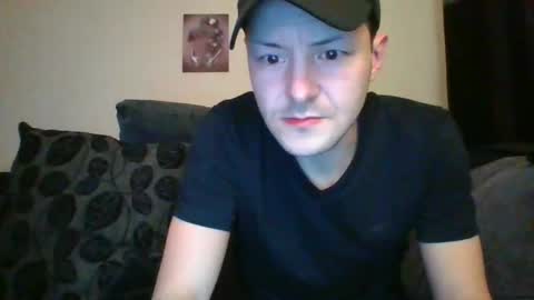 sexy lad looking for fun online show from 01/24/25, 08:00