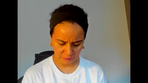 Snapshot of samm_hoti chatting on 11/01/25, 10:01 sam online show from 11/01/25, 10:01