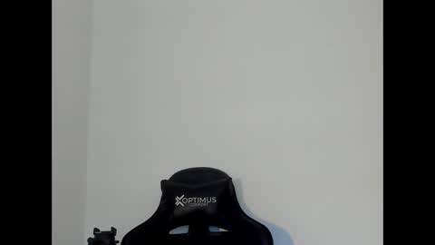 Snapshot of samm_hoti chatting on 11/17/25, 09:20 sam online show from 11/17/25, 09:20