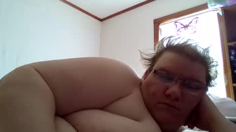 Snapshot of sammiejean85 chatting on 03/09/25, 06:00 SammieJean online show from 03/09/25, 06:00