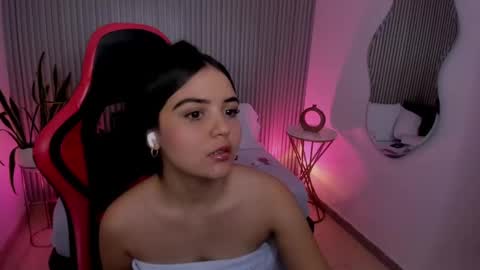 Snapshot of sammy_cutee chatting on 01/12/25, 06:06 S A M M Y online show from 01/12/25, 06:06