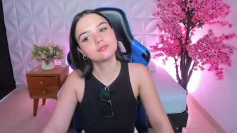 Snapshot of sammy_cutee chatting on 02/04/25, 05:53 S A M M Y online show from 02/04/25, 05:53