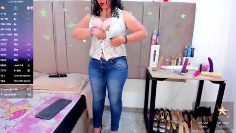 Snapshot of sammy_mature_ chatting on 02/27/25, 03:25 Sammy online show from 02/27/25, 03:25