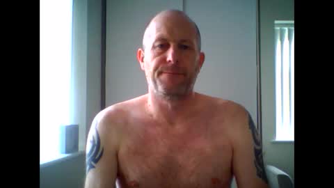 Snapshot of sammyb1821 chatting on 02/06/25, 09:00 sammyb1821 online show from 02/06/25, 09:00