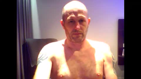 Snapshot of sammyb1821 chatting on 02/11/25, 08:31 sammyb1821 online show from 02/11/25, 08:31