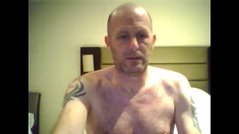 Snapshot of sammyb1821 chatting on 02/25/25, 05:04 sammyb1821 online show from 02/25/25, 05:04