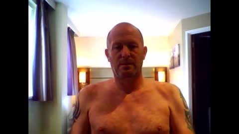 Snapshot of sammyb1821 chatting on 10/13/25, 10:59 sammyb1821 online show from 10/13/25, 10:59