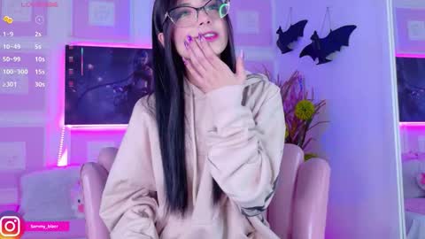 Snapshot of sammyblaer chatting on 11/19/25, 09:37 Samantha online show from 11/19/25, 09:37