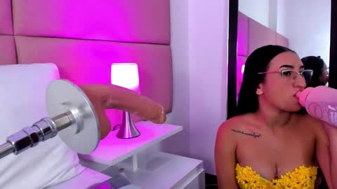 Sammy Morales online show from 10/11/25, 01:20