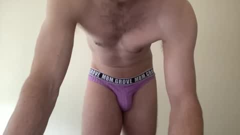 Snapshot of samt2527 chatting on 09/27/25, 03:11 SamT online show from 09/27/25, 03:11