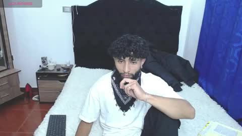 samudiaz_ online show from 11/23/25, 07:19