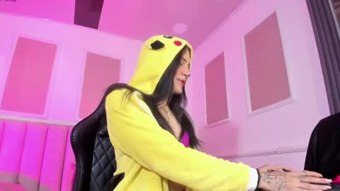 samy foox online show from 10/19/25, 06:14