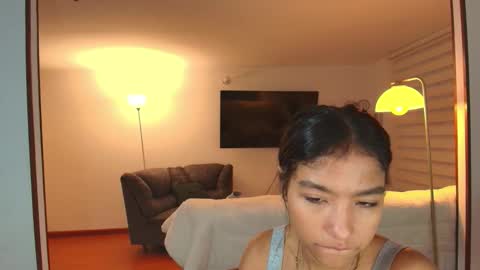 Snapshot of samy_jonnes_ chatting on 10/08/25, 11:13 Hello I am absent due to a family calamity I will return soon-hola estoy ausente por un problema familiar volvere pronto. online show from 10/08/25, 11:13