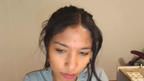 Snapshot of samy_jonnes_ chatting on 11/15/25, 12:19 Hello I am absent due to a family calamity I will return soon-hola estoy ausente por un problema familiar volvere pronto. online show from 11/15/25, 12:19