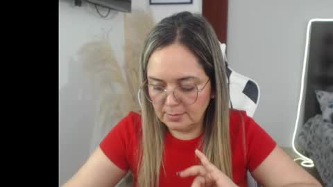 Snapshot of samy_vsn chatting on 10/14/25, 07:03 samy_vsn online show from 10/14/25, 07:03