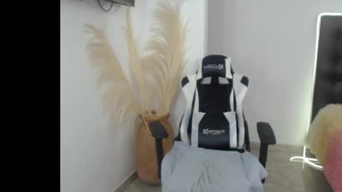 Snapshot of samy_vsn chatting on 10/19/25, 06:41 samy_vsn online show from 10/19/25, 06:41