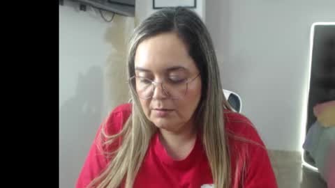 Snapshot of samy_vsn chatting on 11/14/25, 08:29 samy_vsn online show from 11/14/25, 08:29