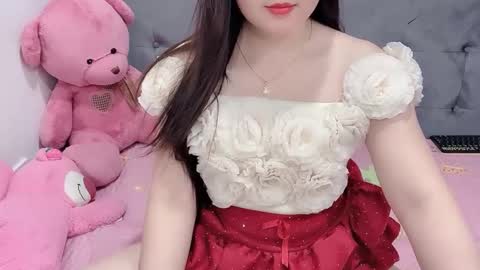 sanami_sian_ online show from 09/17/25, 01:46