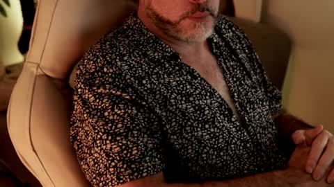 Sanders online show from 12/23/24, 01:29