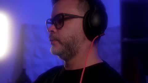 Sanders online show from 10/15/25, 03:06