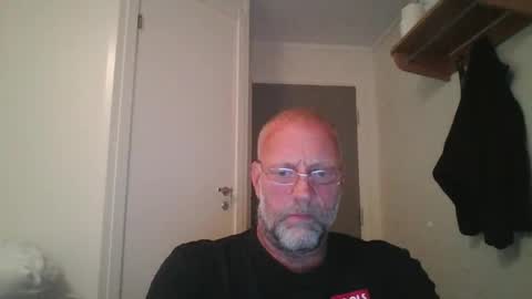 Snapshot of sandnesrune523 chatting on 09/22/25, 05:26 sandnesrune523 online show from 09/22/25, 05:26