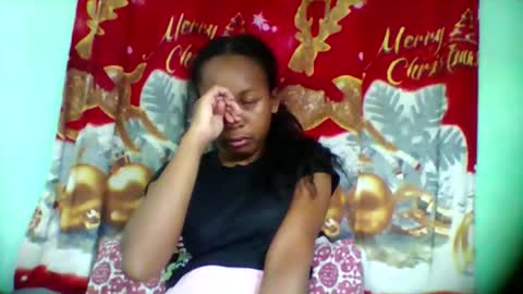 sandra1253099 online show from 10/12/25, 06:45