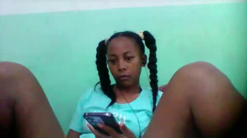 sandra1253099 online show from 11/05/25, 06:30