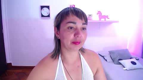Snapshot of sandra_crowley chatting on 10/07/25, 05:54 sandra_crowley online show from 10/07/25, 05:54