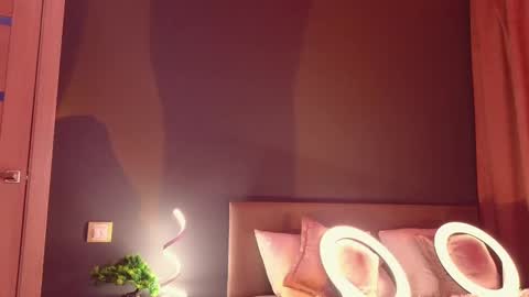 Sandy  online show from 02/11/25, 04:11