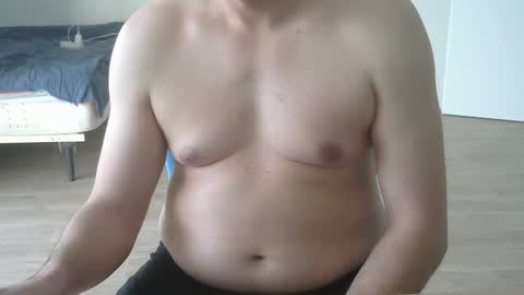 Snapshot of sandraclara chatting on 03/09/25, 04:55 sandraclara online show from 03/09/25, 04:55