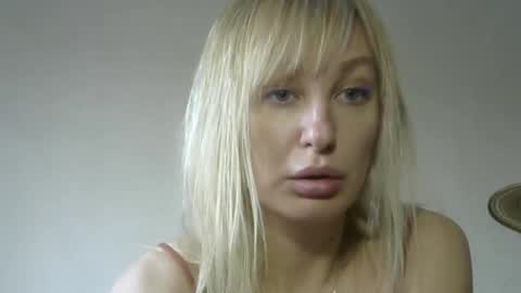 Snapshot of sandraglamour chatting on 03/11/25, 11:12 Sandra online show from 03/11/25, 11:12