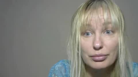 Snapshot of sandraglamour chatting on 09/30/25, 03:39 Sandra online show from 09/30/25, 03:39
