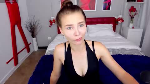 Snapshot of sandraleone chatting on 09/24/25, 07:12 SaraLeone online show from 09/24/25, 07:12