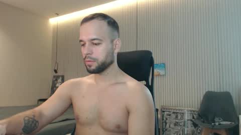 DeAlex online show from 10/22/25, 08:58