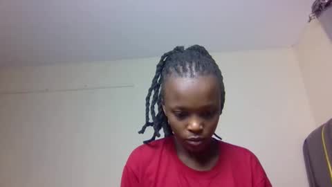 Snapshot of sandy_bby1 chatting on 09/12/25, 12:11 sandy online show from 09/12/25, 12:11
