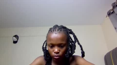 Snapshot of sandy_bby1 chatting on 09/26/25, 12:58 sandy online show from 09/26/25, 12:58