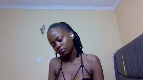 sandy online show from 10/09/25, 01:58