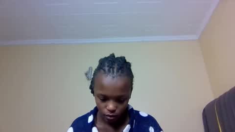 sandy online show from 10/12/25, 01:15