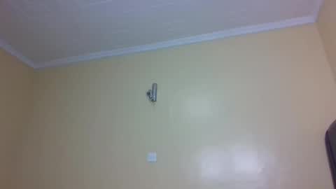 sandy online show from 10/13/25, 12:21