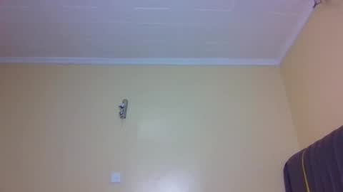 sandy online show from 10/21/25, 02:12