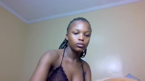 sandy online show from 10/28/25, 12:25