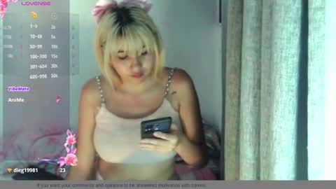 Snapshot of sandy_straw chatting on 09/18/25, 04:14 sandy_straw online show from 09/18/25, 04:14
