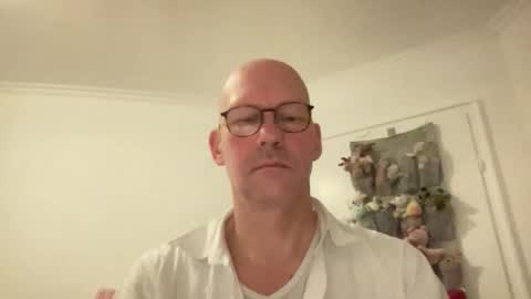 santaclausonice online show from 11/08/25, 07:41