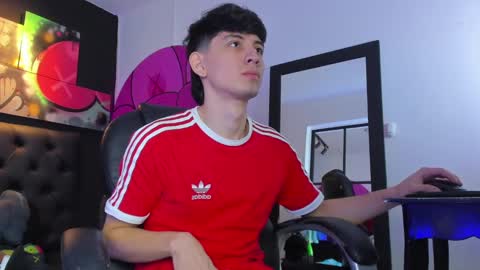 santi online show from 02/13/25, 03:03