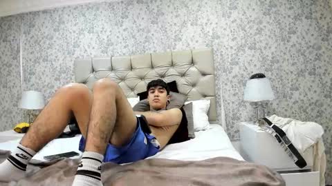 SantiAbader online show from 11/06/25, 06:14