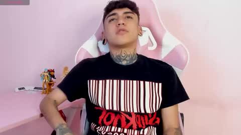 SantiAbader online show from 12/01/25, 09:42